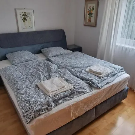 Kultique Шале *